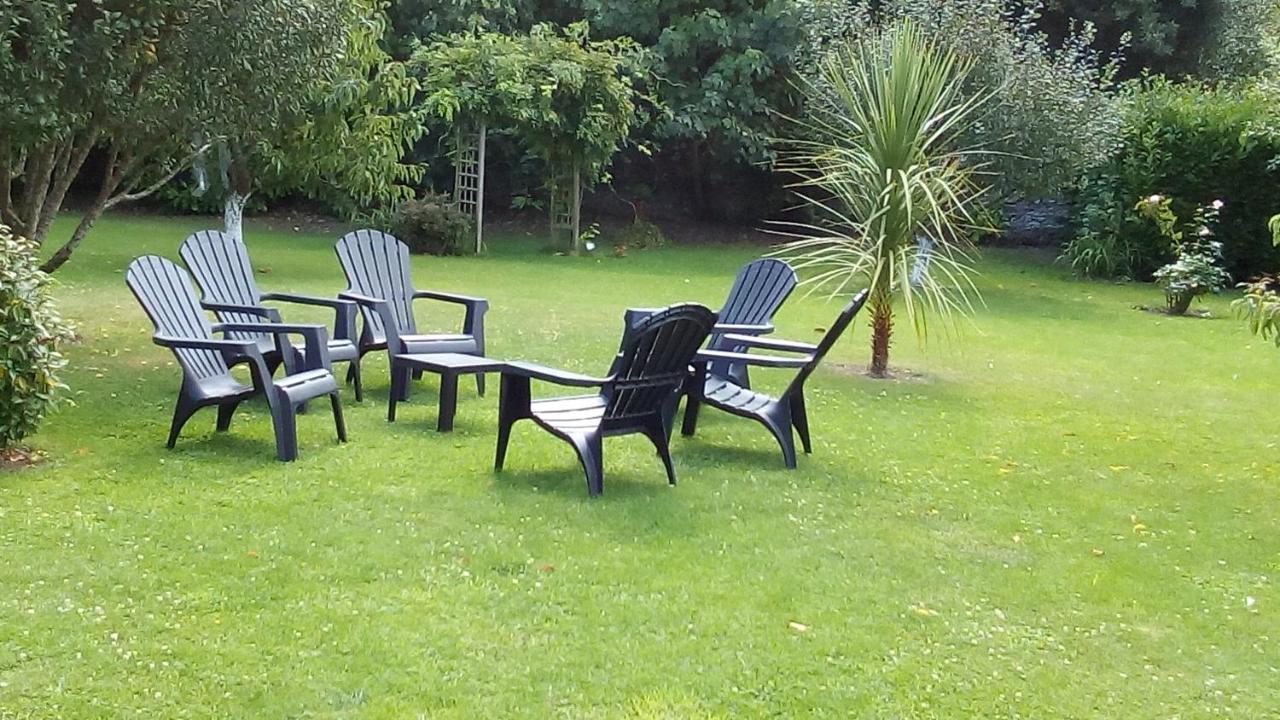 Saint-Jouan-des-Guérets Au Logis De La Rance Bed And Breakfast المظهر الخارجي الصورة